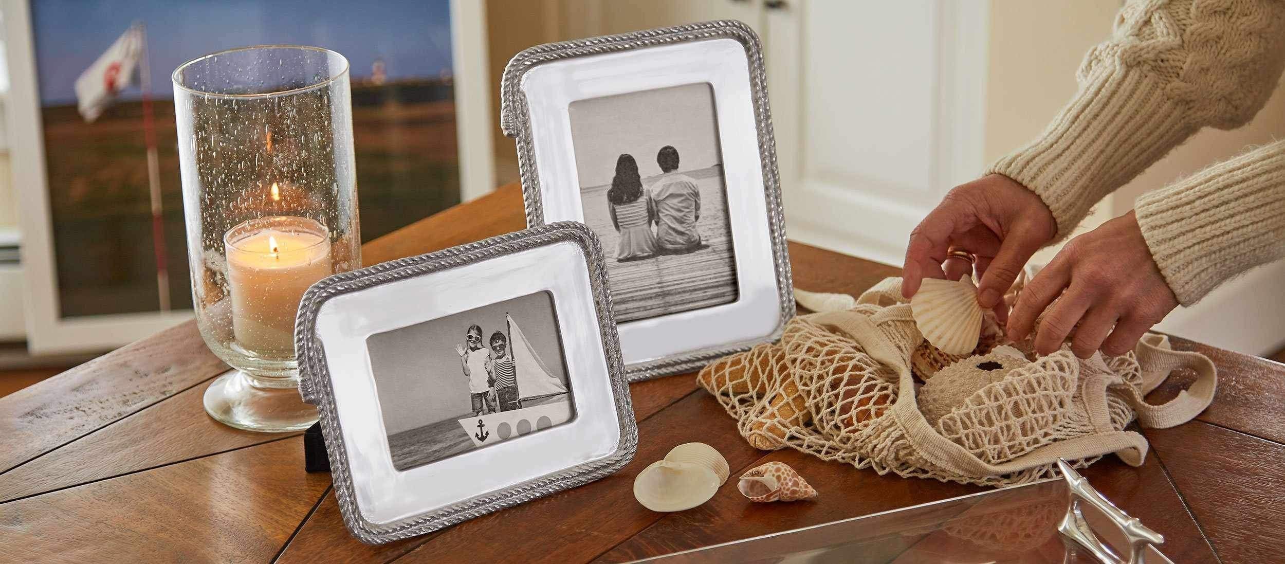 Themed Engravable Frames Mariposa