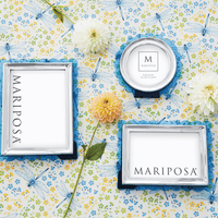 Cadre rond en acrylique bleu clair avec pétoncles