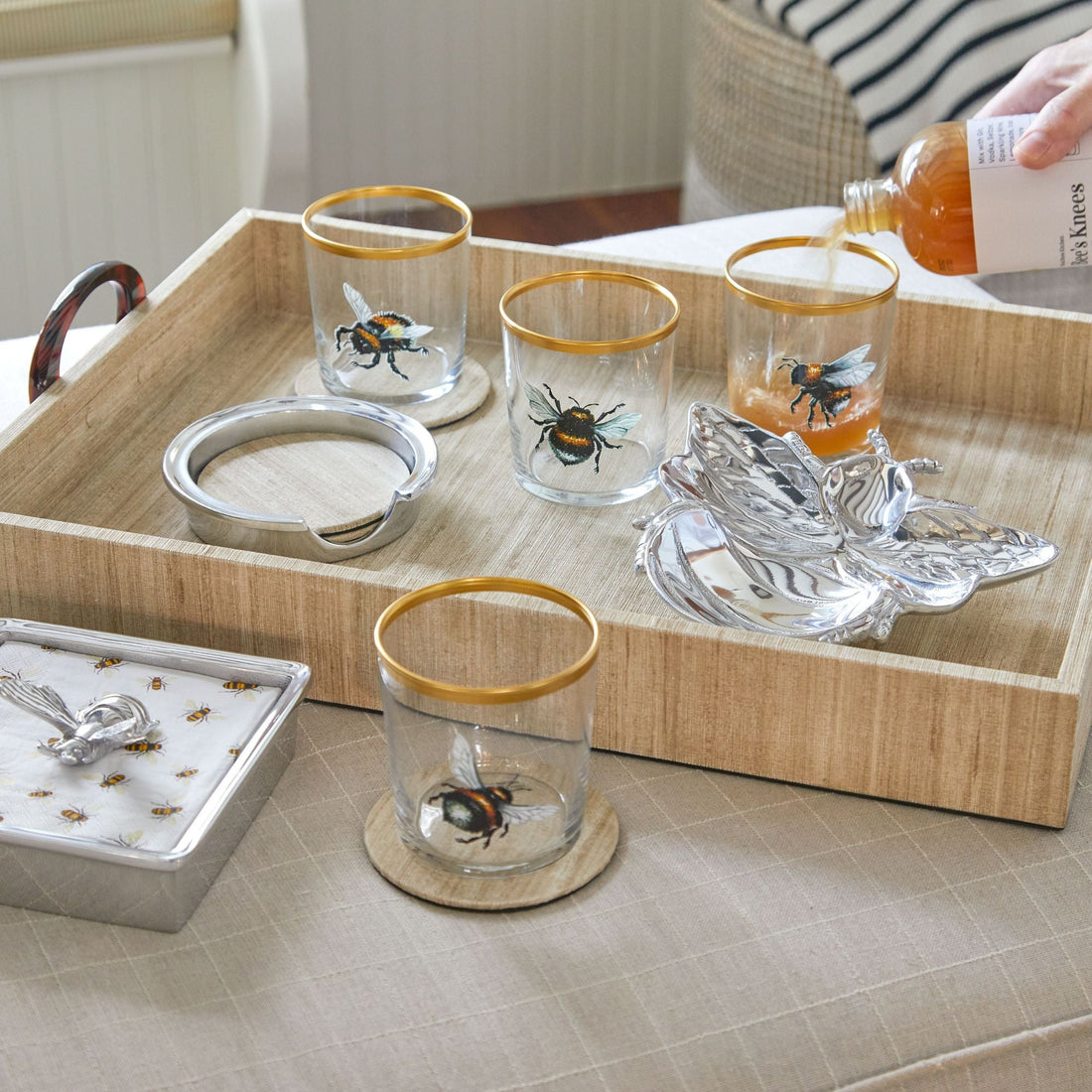Poids de serviette en forme d'abeille