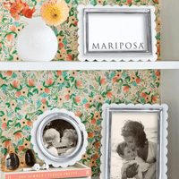 White Acrylic Scallop Round Frame