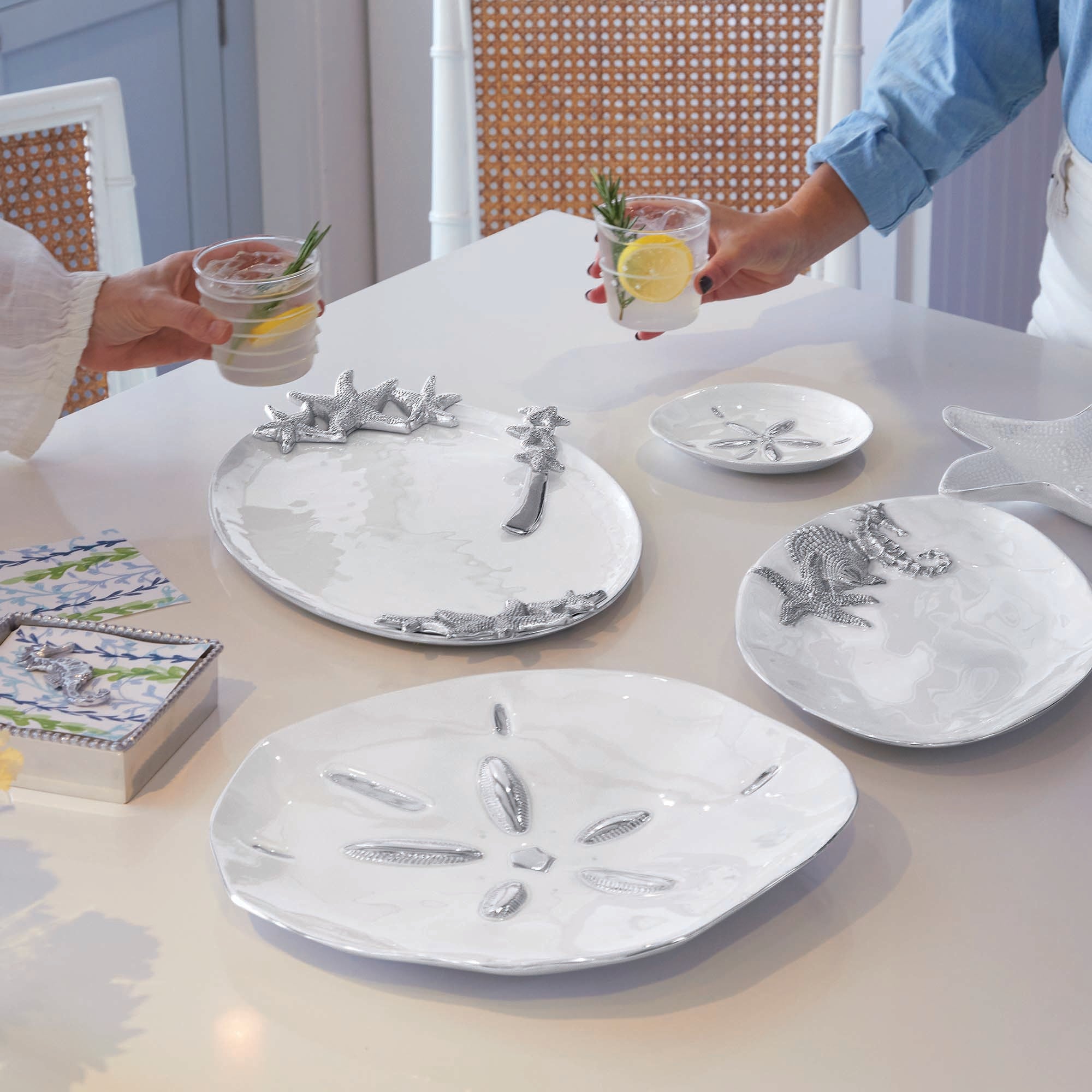 White Appliqué Double Old Fashion Glass Suite | Mariposa