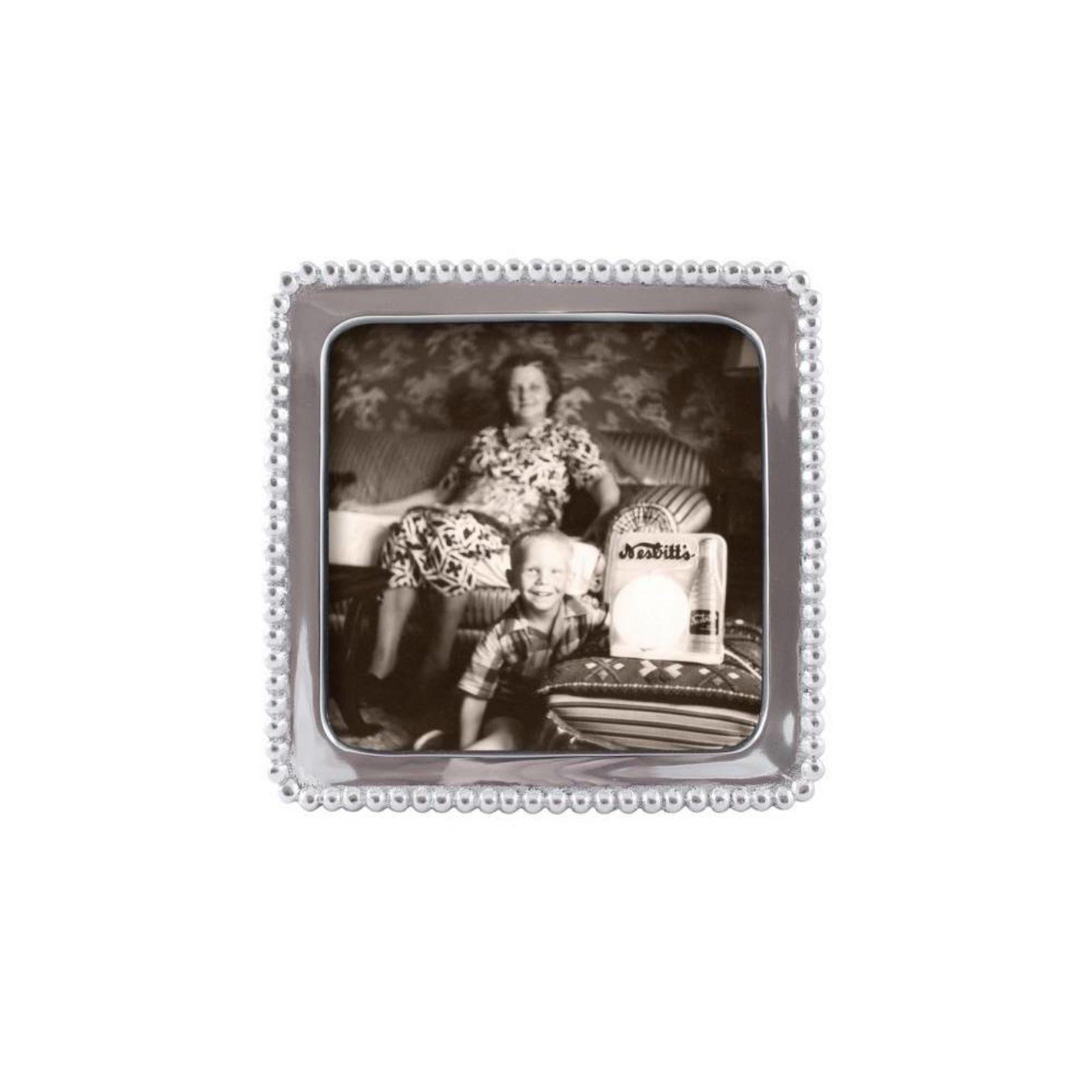 Mariposa Family Frame