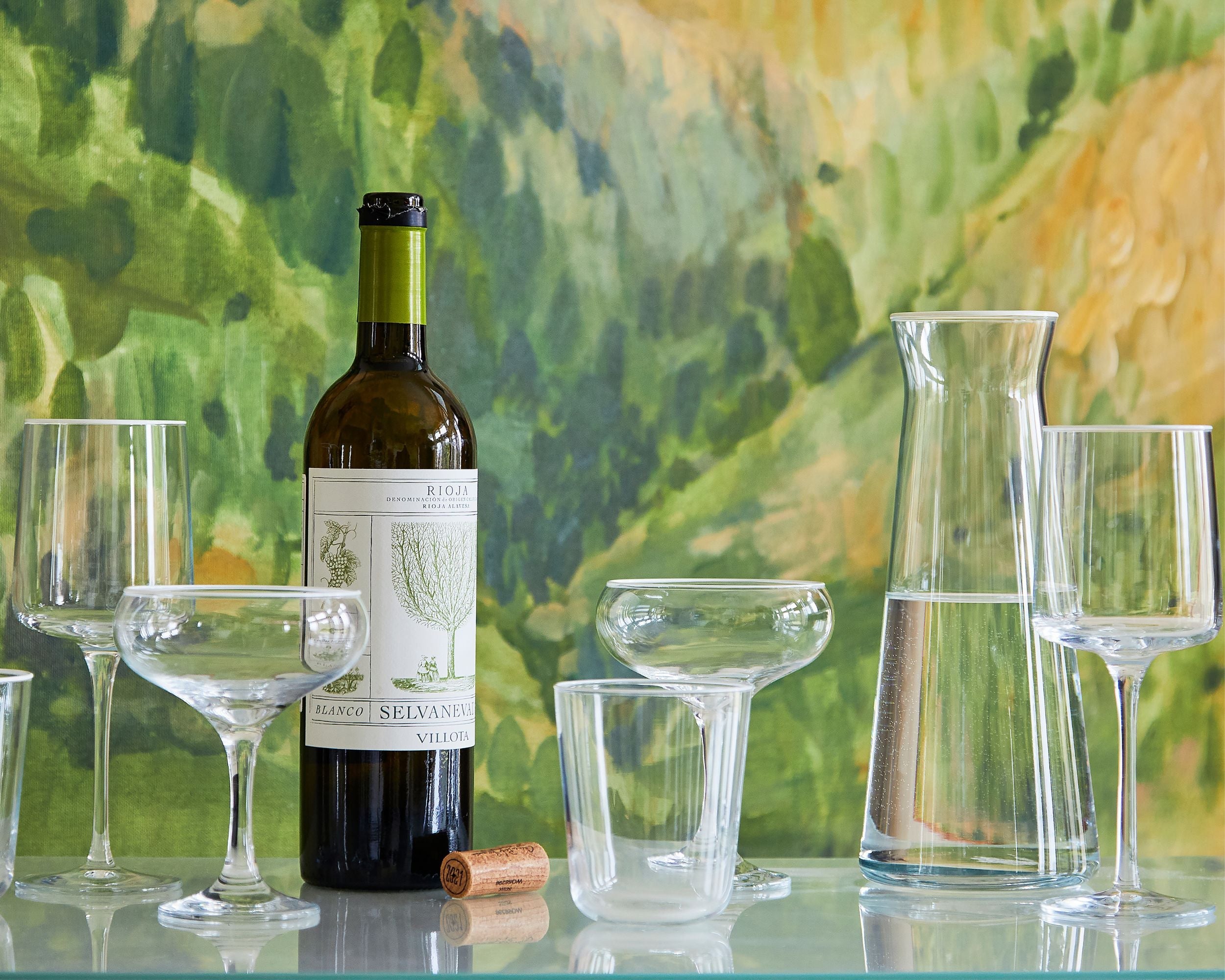 Acrylic Wine glass - U shape with Bamboo Stem 16 oz. Set of 4
