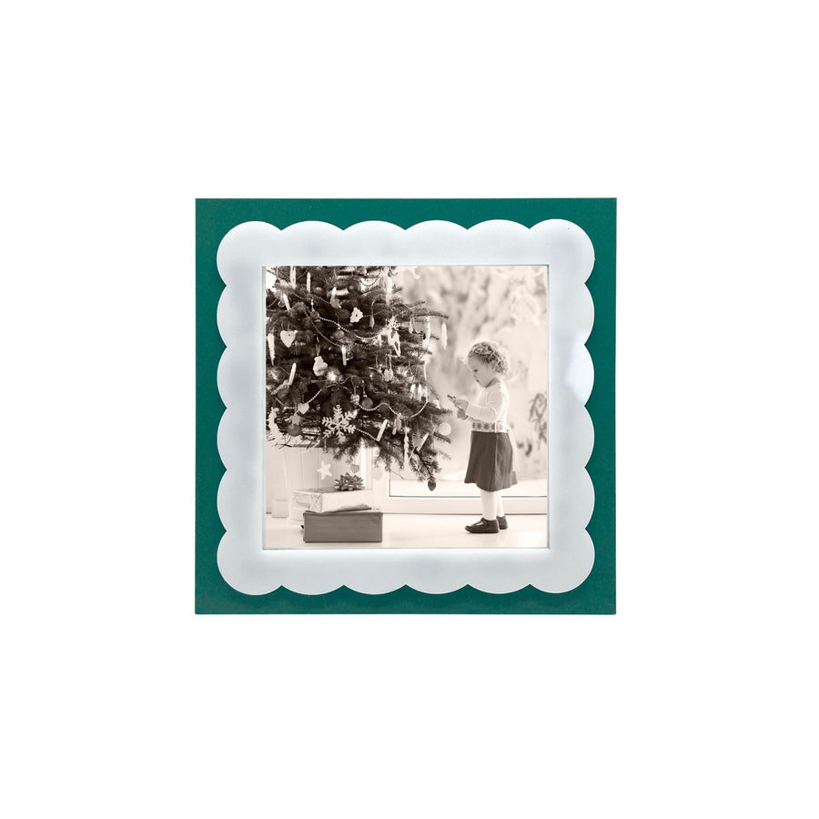 Emerald White Scallop 4x4 Frame