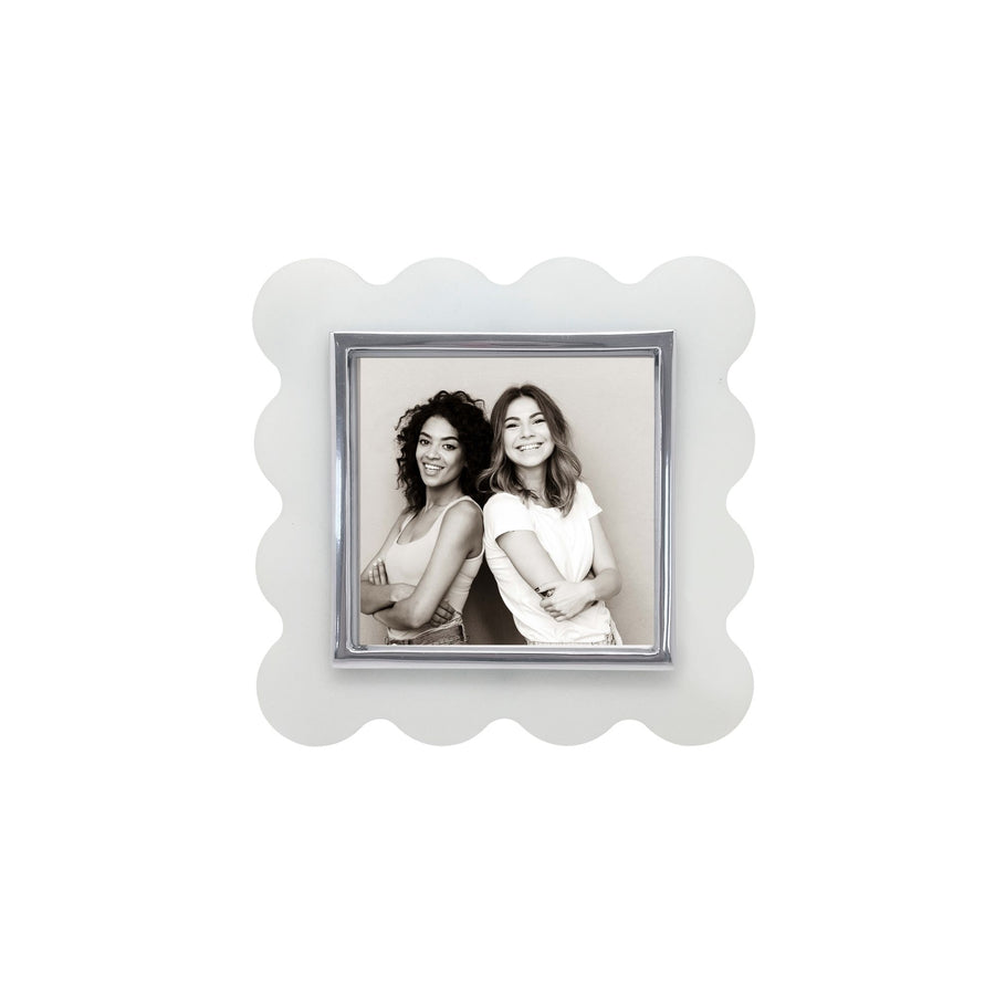 Mod White Acrylic Scallop 4x4 Frame