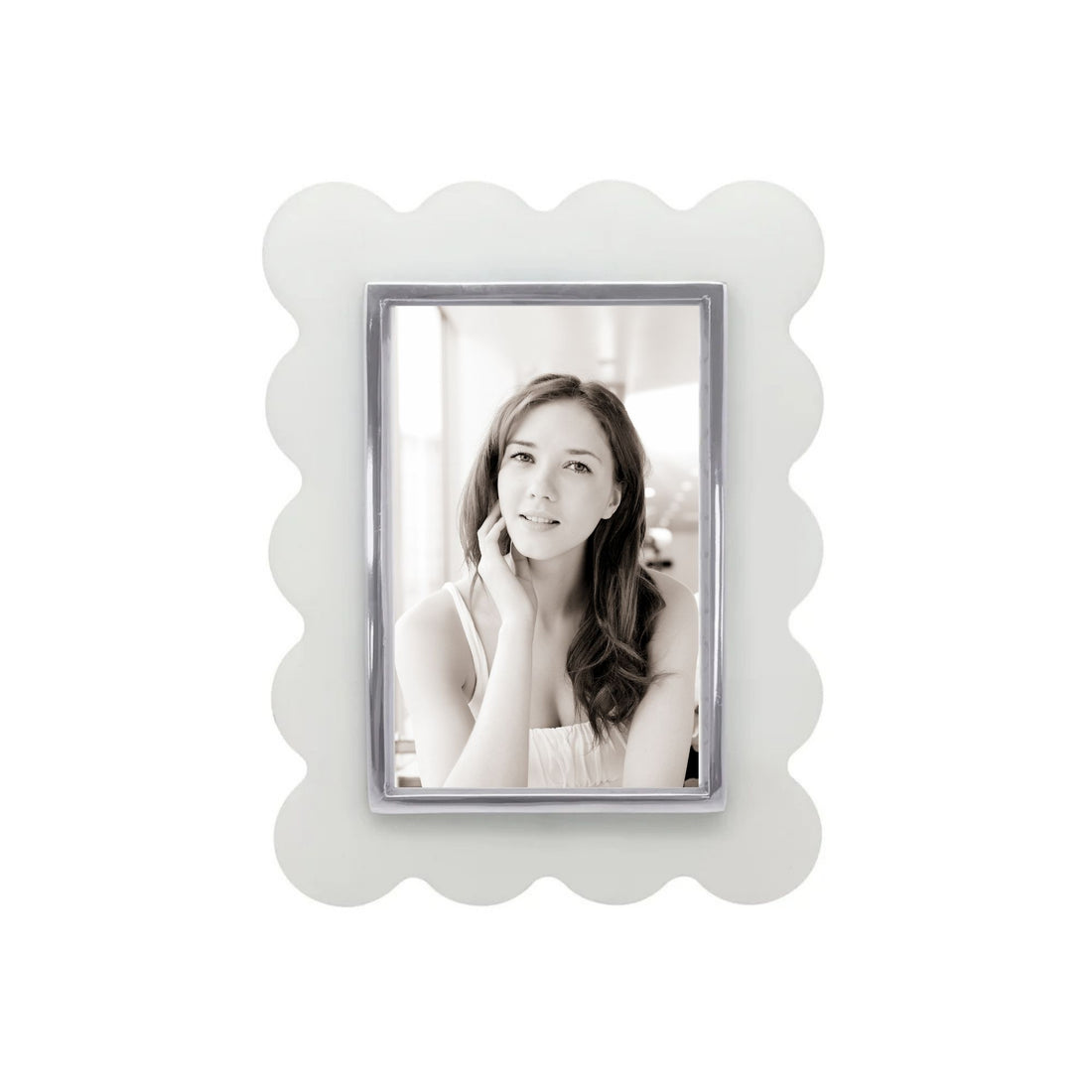 Mod White Acrylic Scallop 4x6 Frame