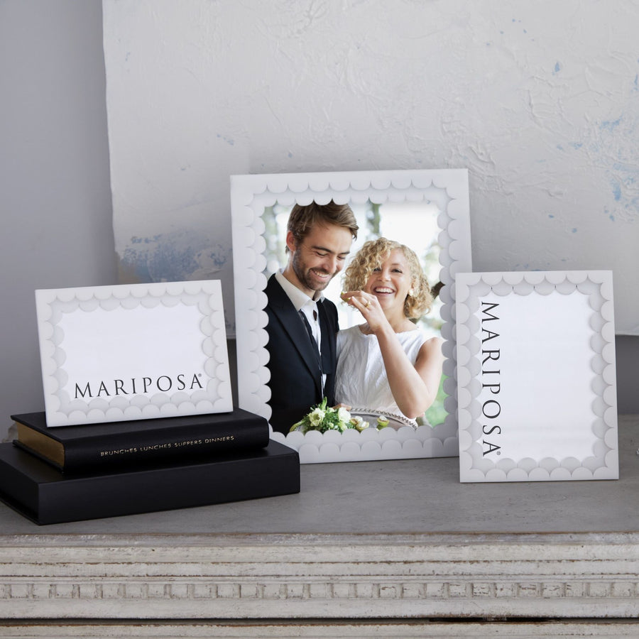 White Acrylic Double Scallop 8x10 Frame